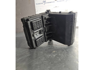 Блок предохранителей 30765149, 05W492   Volvo V70    