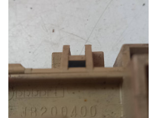   Pojistková skříňka JB200400   Subaru mpreza I 1998