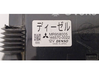 Блок управления климат-контролем MR958005, 1465700022 Mitsubishi Pajero