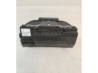 Панель приборов 31665340   Volvo XC90       