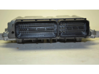 Блок управления двигателя 30785100, 1039S18372   Volvo V70