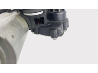 Двигатель стеклоочистителя заднего стекла