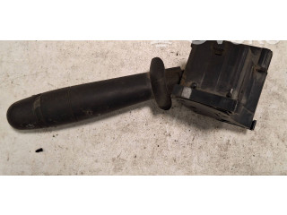 Ручка стеклоочистителей 8200117208, 91167494C   Renault Trafic II (X83)