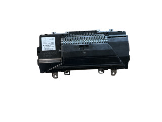 Панель приборов 31472761   Volvo XC90       
