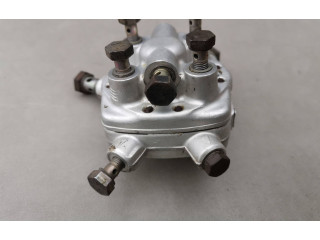 Топливная рампа 0438101039 Audi 80 90 B3