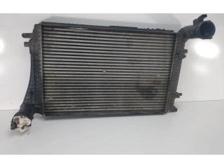 Интеркулер Volkswagen Caddy