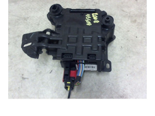 Блок предохранителей     Peugeot 2008 I    