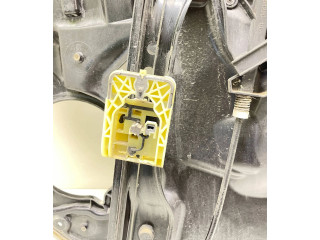 Zámek zadních dveří 30753327 Volvo XC60 2015