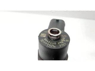 Форсунка 3077526, 0445110298    Volvo V70   