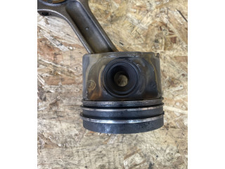 Píst M57TUE2 BMW 5 E60 E61 M57