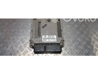 Řídící jednotka 03G906016C, 1039S05269 Volkswagen Caddy 2004