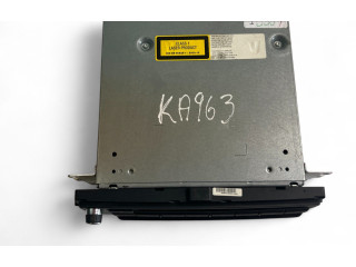 Радио/ проигрыватель CD/DVD / навигация 9222861 BMW 1 E81 E87 2010