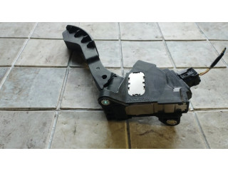 Педаль акселератора