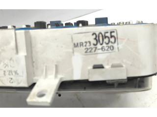 Панель приборов MR233055, 227620 Mitsubishi Colt