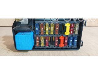 Блок предохранителей LNA2800CG Jaguar XJ X300