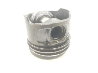 Поршень с шатуном 120A18001R, 120A18001R Dacia Sandero