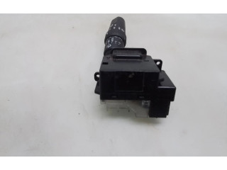 Ручка стеклоочистителей 17D682 Mazda 3 I