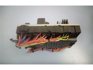 Блок предохранителей 8645364   Volvo S80    