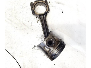  Поршень с шатуном    Volkswagen PASSAT B4  