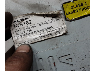 Радио/ проигрыватель CD/DVD / навигация