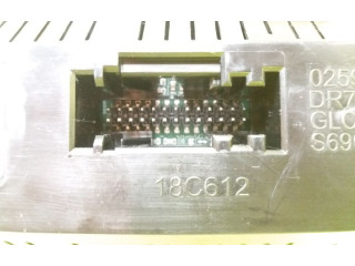 Блок управления климат-контролем F1ET18C612DJ   Ford Focus