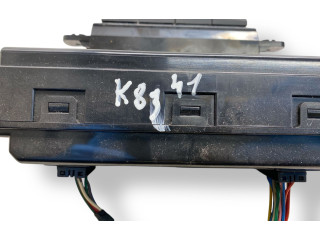 Дисплей    957101H300   KIA Ceed