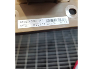 Блок предохранителей  82201FG000, 810502   Subaru Forester SH    