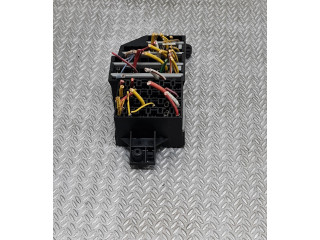 Блок предохранителей 7703397464, 7703297597 Renault Clio II