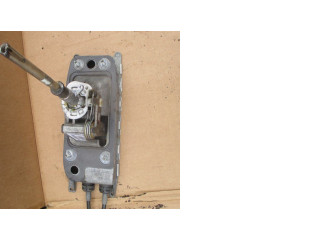 Механизм переключения передач (кулиса) (в салоне)