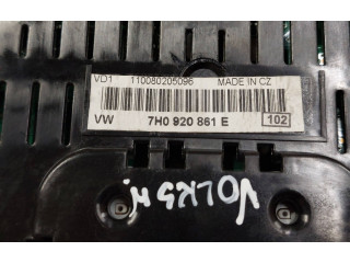 Přístrojová deska Volkswagen Transporter - Caravelle T5 2007 7H0920861E, 7H0920861E
