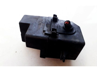 Блок предохранителей 1J0941389B Volkswagen Golf IV