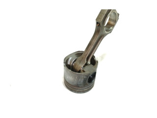  Поршень M47N204D4 0840C  BMW X3 E83  