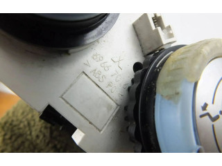 Панель приборов MM0038007 Mitsubishi Colt CZ3