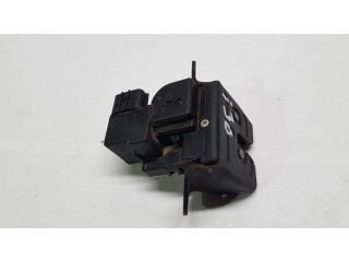 Замок задней крышки