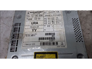 Pojistková skříňka Радио/ проигрыватель / навигация Opel Zafira B 2005