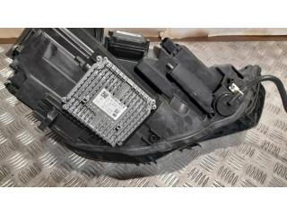 Передняя фара