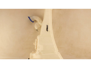 Бачок оконной жидкости    