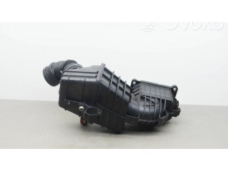 Pojistková skříňka Volkswagen Tiguan 2010