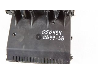 Блок предохранителей 30765646   Volvo V70    