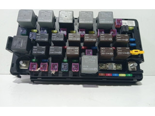 Pojistková skříňka Řídící jednotka BSM 8212008B10 SsangYong Kyron 2007