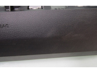 Подушка безопасности для колен Mazda 3