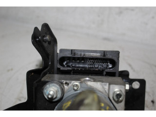 Блок АБС    Mazda  BT-50  