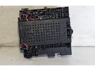 Блок предохранителей 30682664, 03W494   Volvo XC90    