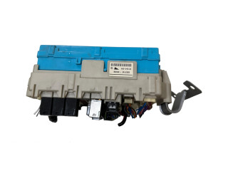 Блок предохранителей MR587655, G8C507M Mitsubishi Grandis