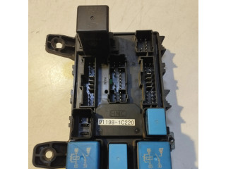 Блок предохранителей 911981C220 Hyundai Getz