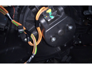 Вентилятор печки    507730100   Opel Combo D