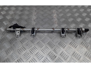 Vstřikovací lišta 7575480, 7537319 BMW 1 E82 E88 pro benzínový motor 3.0 N54B30A