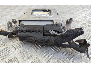 Блок управления двигателем ECU