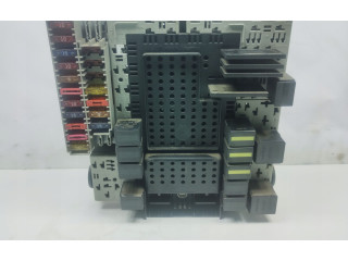 Блок предохранителей  8676286, 8676286   Volvo S80    