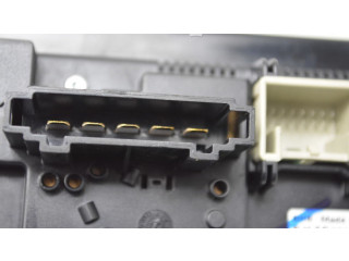 Модуль блока управления кондиционером 3T0820047R Skoda Octavia Mk2 (1Z)